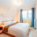 Апартаменты Residenz Meeresblick B 6 *